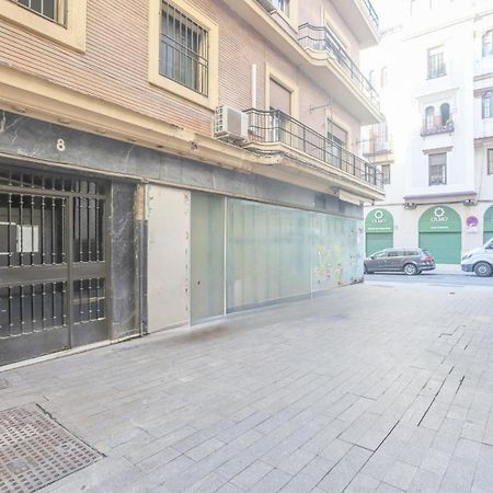Galindo Center Premium Suites, Free Parking Sevilla Eksteriør bilde